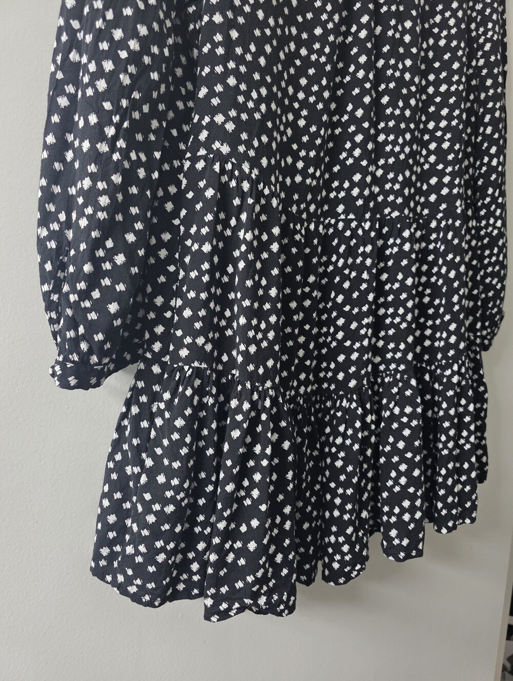Maeve By Anthropologie Black And White Polka Dot Button Front Swing Blouse Small - Picture 7 of 7